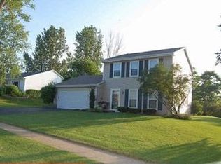 410 W Parkview Ter, Algonquin, IL