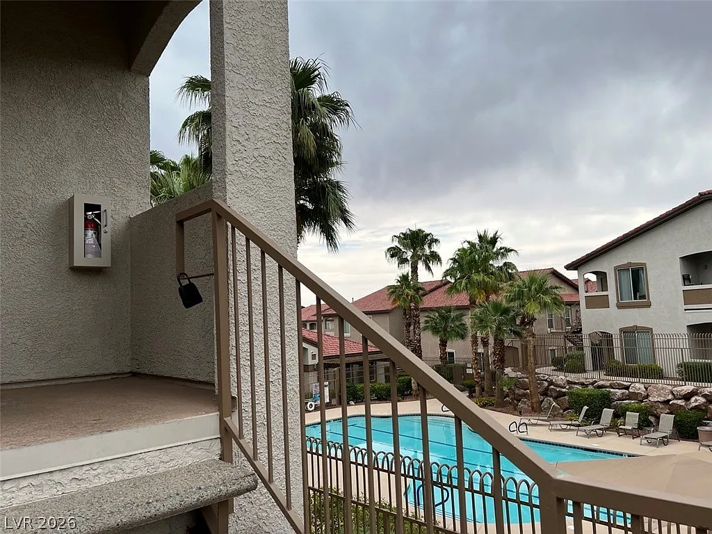2 bed, 2.0 bath, 1200 sqft, $1,625 — Photo 4