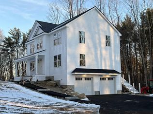 578 Main St, Danville, NH 03819
