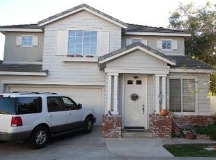 464 N Wheatgrass Dr, Orange, CA 92869