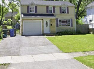 613 Augustine St, Rochester, NY 14613