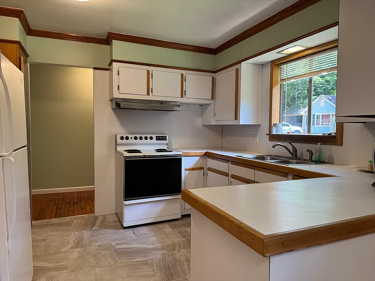116B Churchill Dr #B — Photo 6