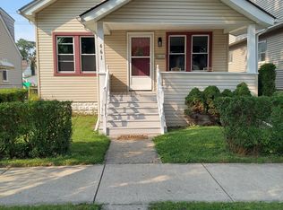 461 Academy Ave, Ferndale, MI 48220