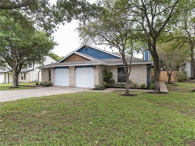 1st image of 407 Cypress Ln
