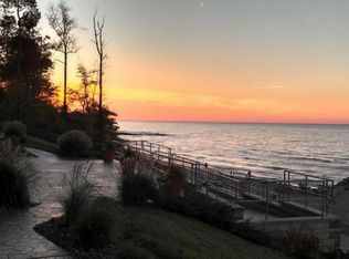 4699 Lake Rd E UNIT 403, Geneva, OH 44041