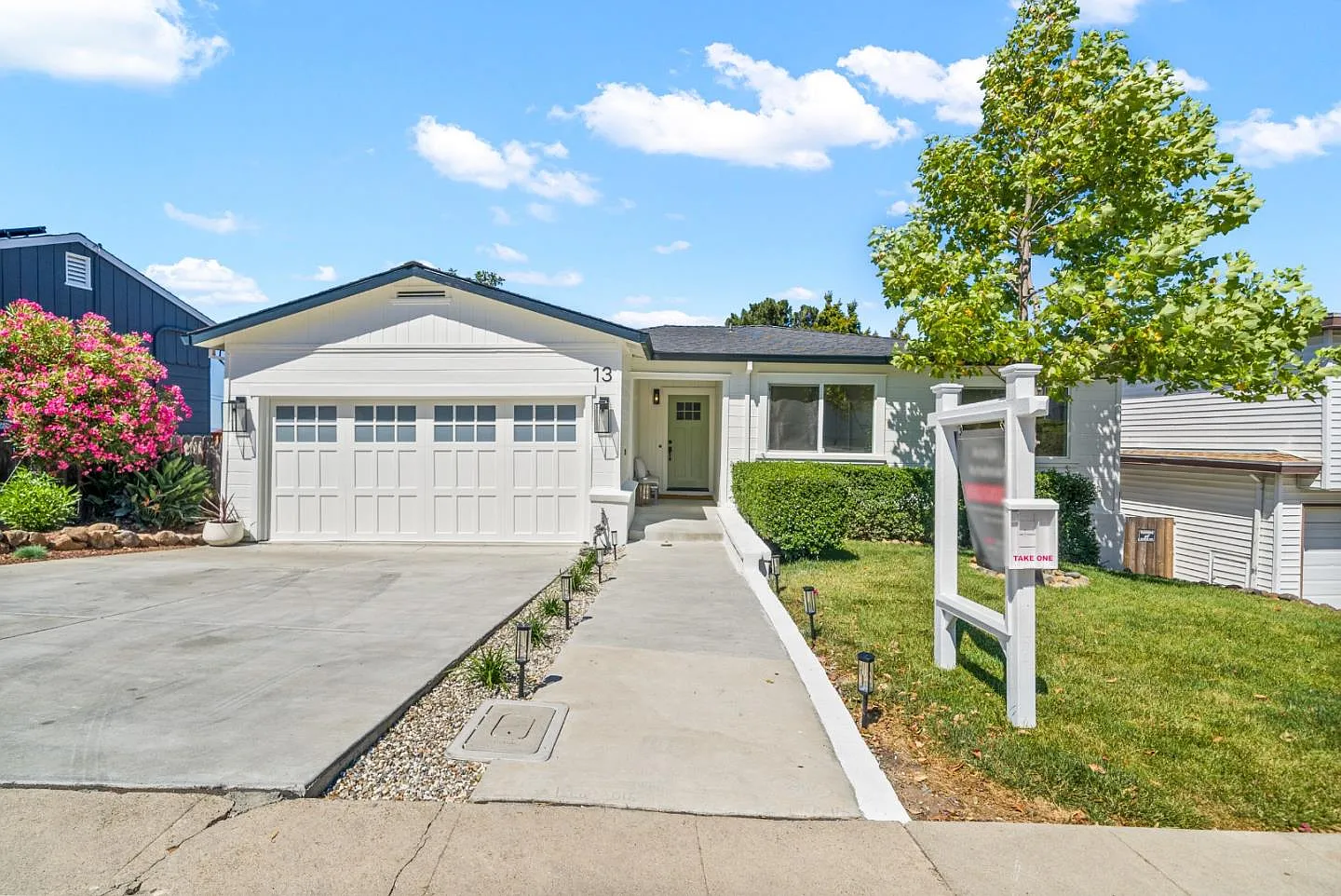 13 Hillbarn Ct photo 1