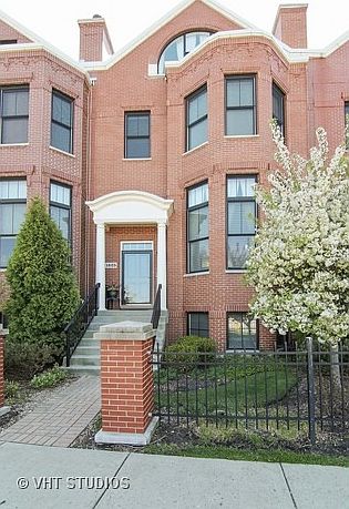1st image of 1825 Admiral Ct