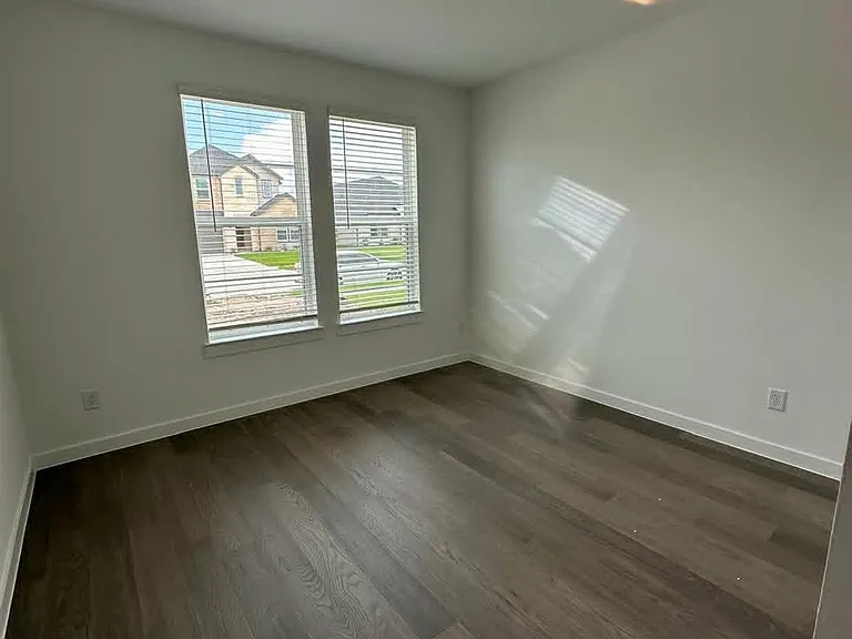 3316 Woodrose Orchard Dr — Photo 4
