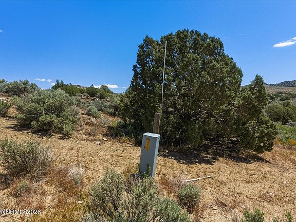 4th image of 1325 Antelope Valley Rd