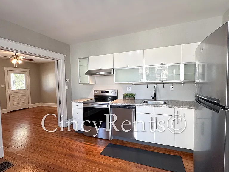 2715 Arbor Ave #1 — Photo 9