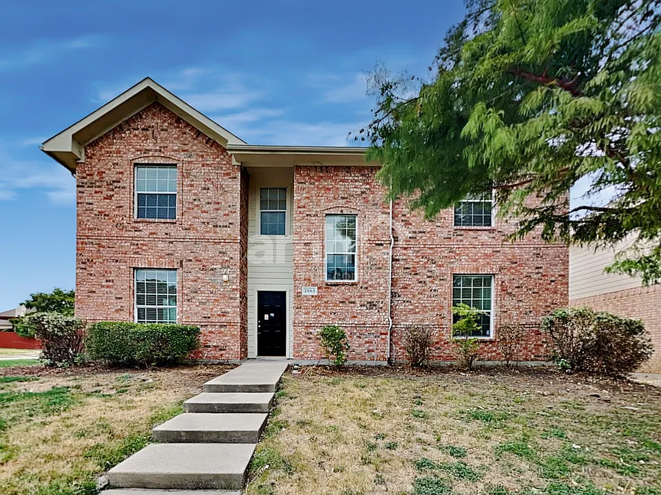 2863 Deer Ridge Dr
