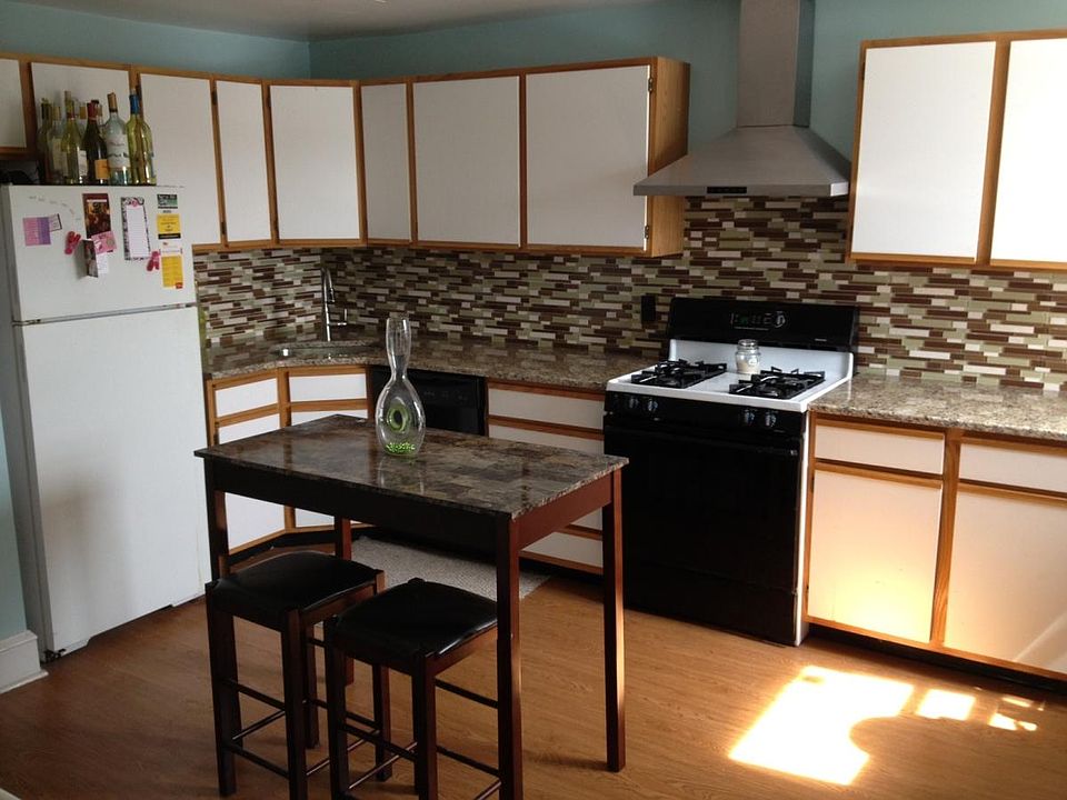 1st image of 4650 Mansion St #2