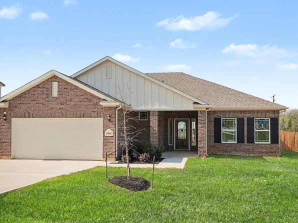 13002 Laura Lake Dr, Willis, TX 77318