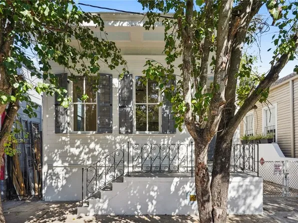 2417 Royal St, New Orleans, LA 70117