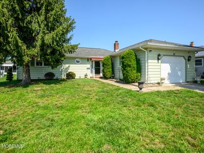 16 Pavilion Street, Toms River, NJ, 08757