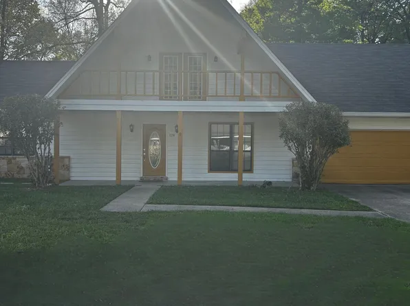 124 Cedar Dr, Columbus, MS 39705