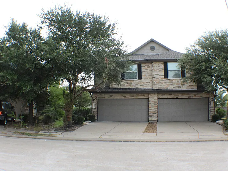 6431 Densberry Ln — Photo 1