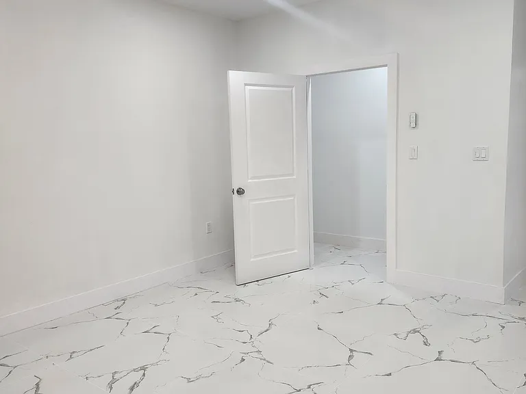 590 Ragan Dr — Photo 5