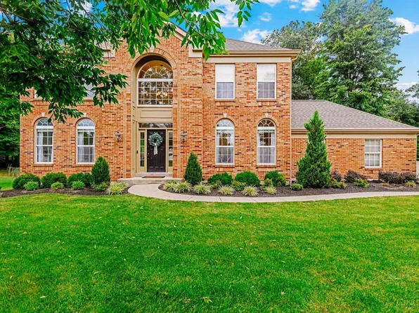 4253 English Oaks Ct, Batavia, OH 45103