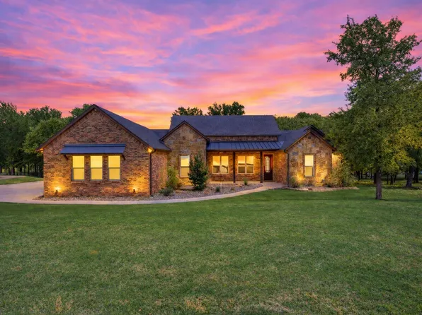 104 Oak Bend Trl, Lipan, TX 76462