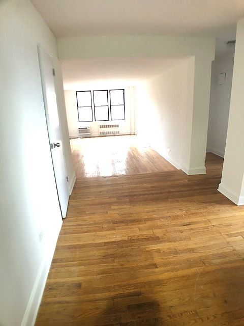 1st image of 315 Ocean Pkwy #4Z