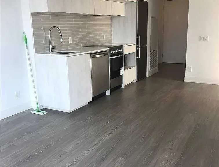 181 Dundas St E #3011 — Photo 14