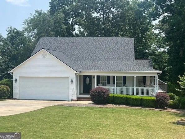 381 Southern Walk Dr, Milledgeville, GA 31061