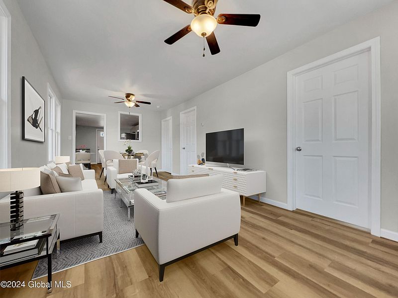 3rd image of 34 E Tremont Street