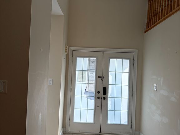 3rd image of 148 Milby Cres