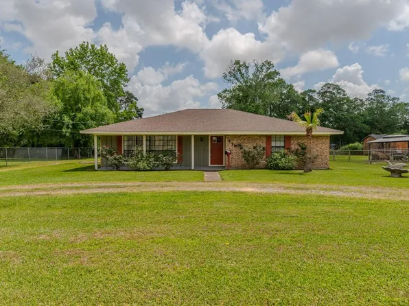 476 Belvedere Dr, Beaumont, TX 77706