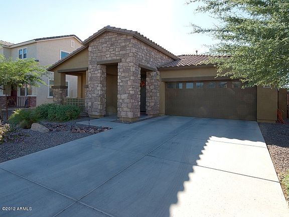 3rd image of 869 E Zesta Ln