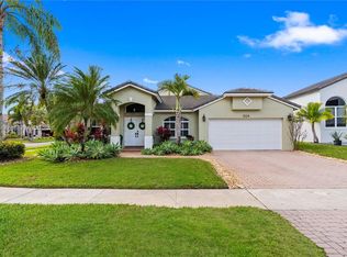 1024 NW 184th Way, Pembroke Pines, FL 33029