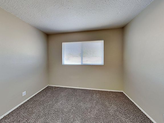 5th image of 17150 Malaga St