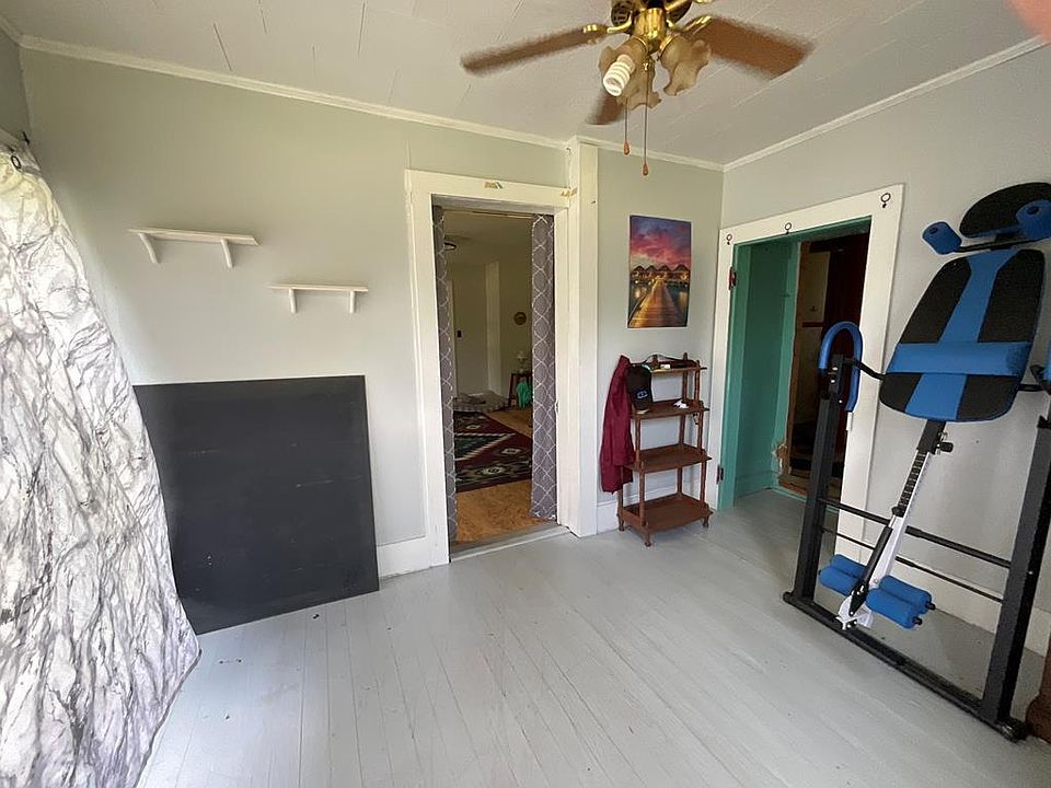 31st image of 652 Bailey Dr