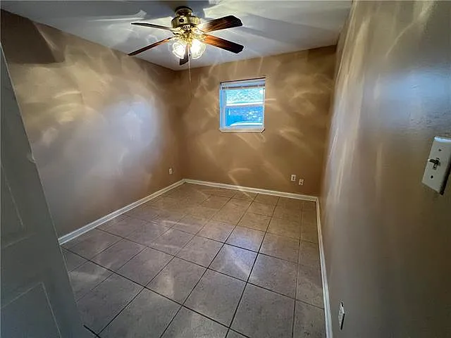 3508 Pakenham Dr — Photo 14