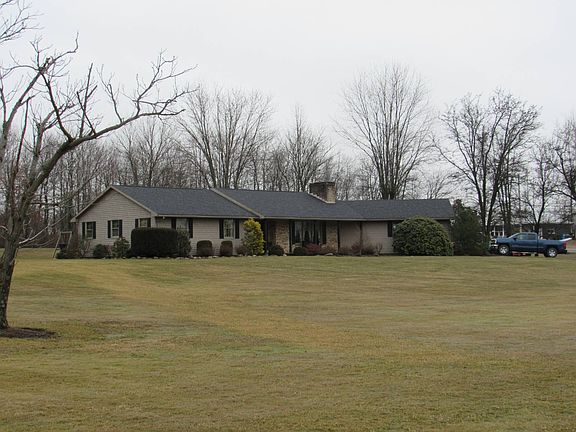 2nd image of 1150 Beaver Run Rd