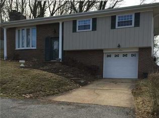 1301 Henry Rd, South Charleston, WV 25303