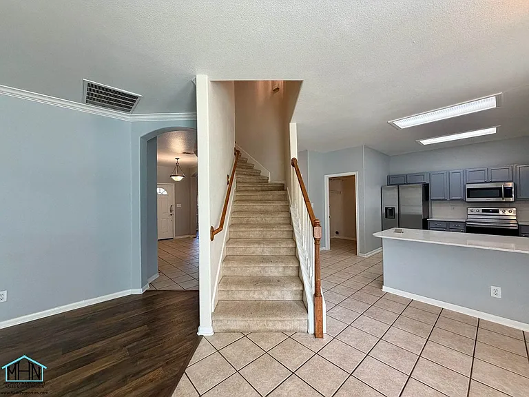 518 Willow Grove Dr — Photo 10