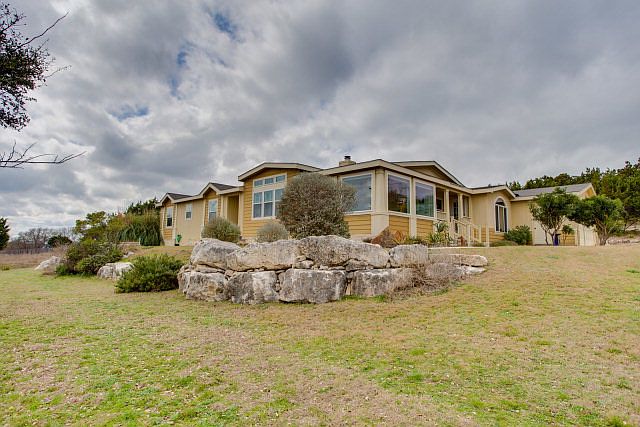 1st image of 104 Greenwood Dr