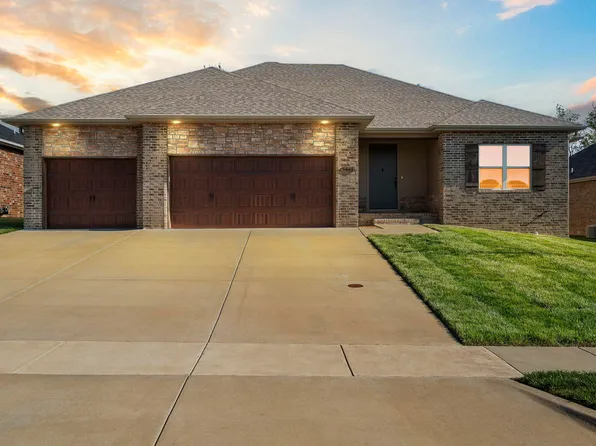 5661 Park Place, Strafford, MO 65757