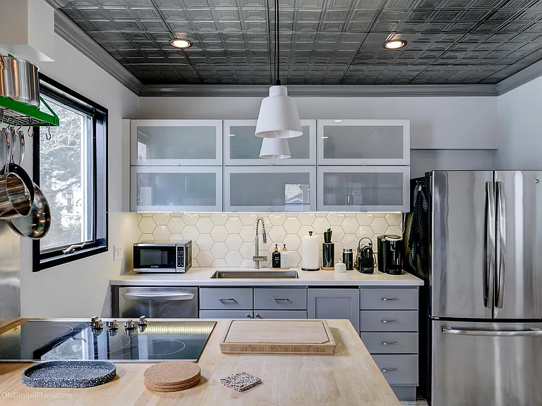 19 Congdon Ave — Photo 4