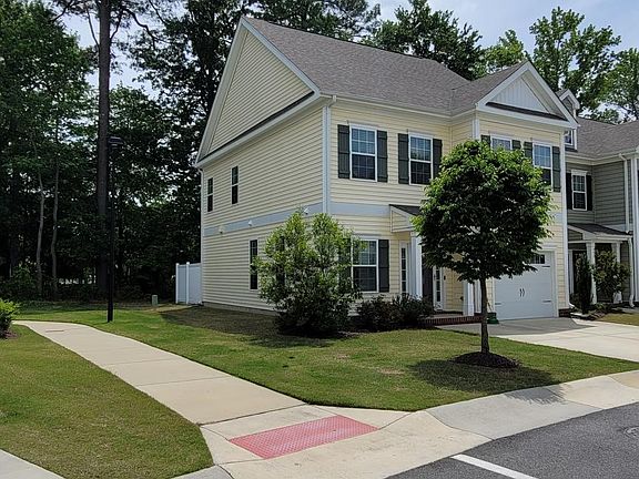 2nd image of 115 Wineberry Way