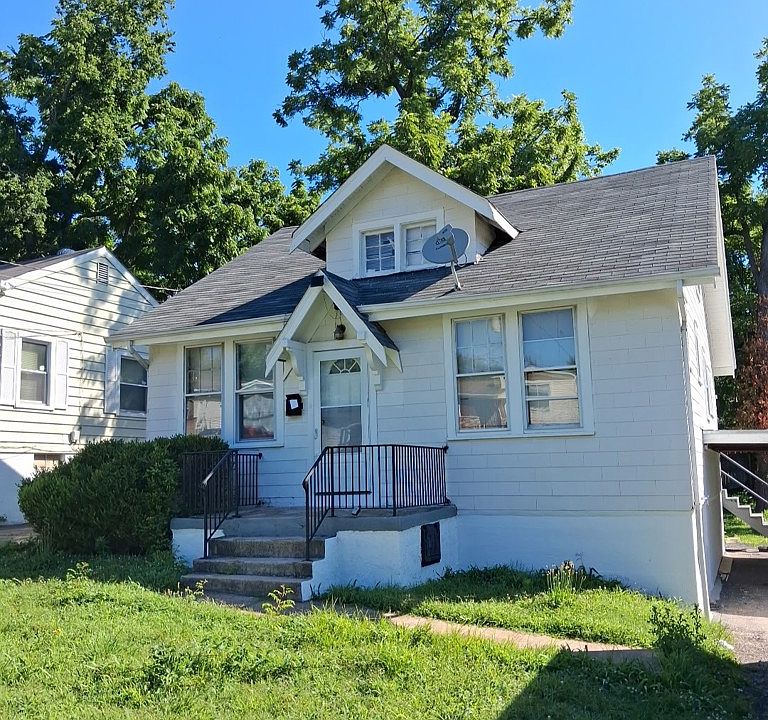 1st image of 2409 McLaran Ave