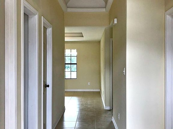 2nd image of 405 Reid Dr