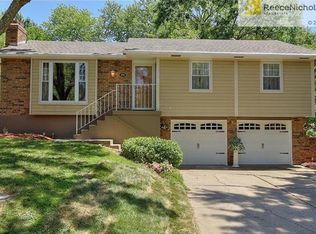 1605 N Glenview Ct, Independence, MO 64056