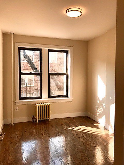 1st image of 2370 29th St #3
