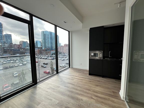 3rd image of 91 John St S #507