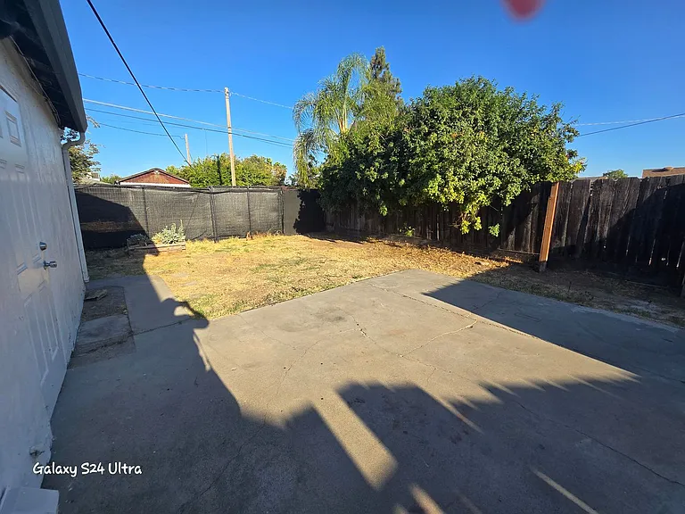 2618-2620 Magnolia St — Photo 11