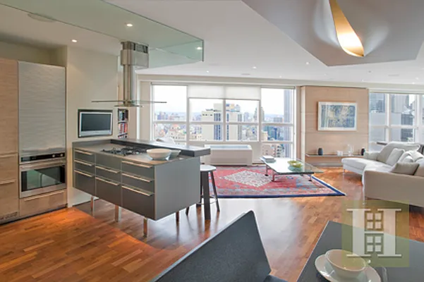 Sold by Halstead Real Estate | media 8