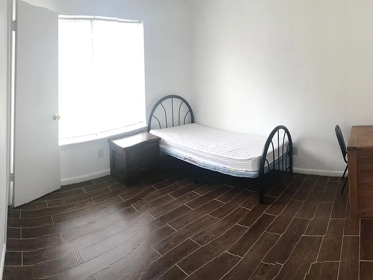 220 Elm St #404 — Photo 7